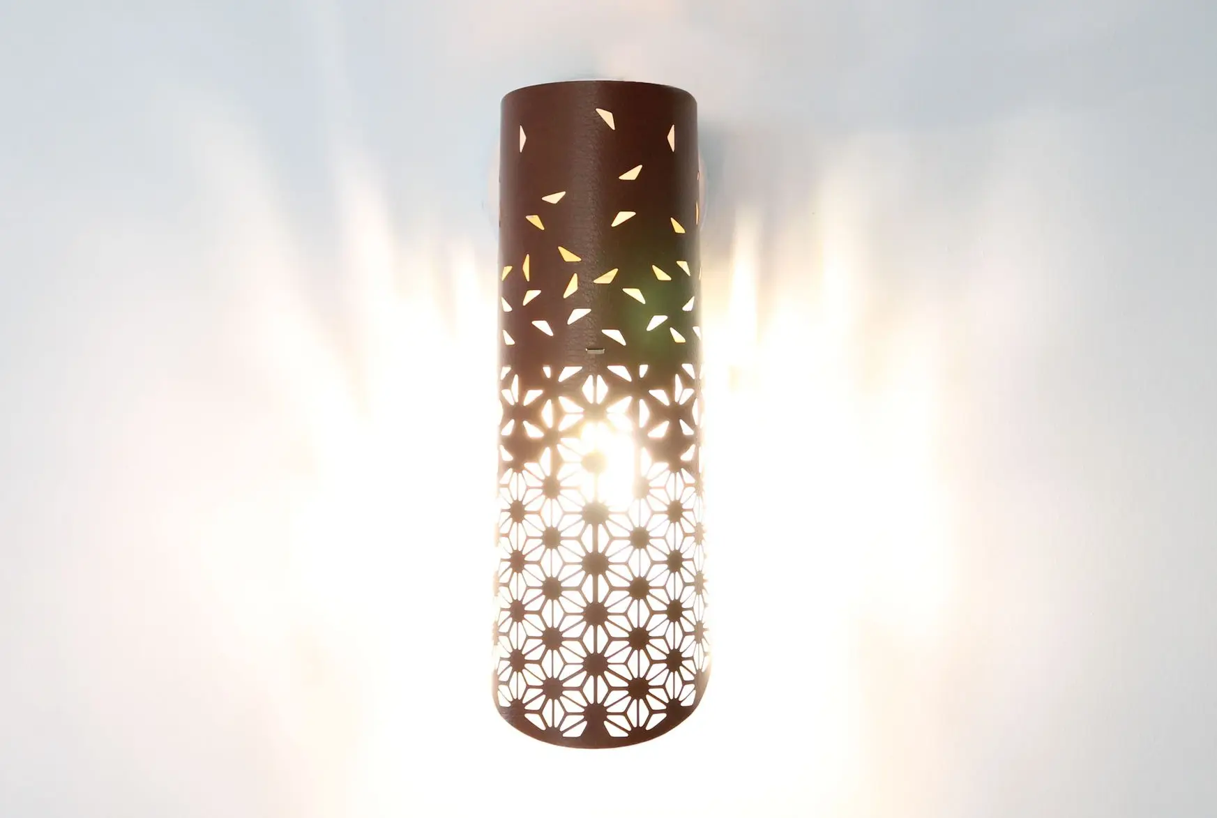 applique lumière douce froide