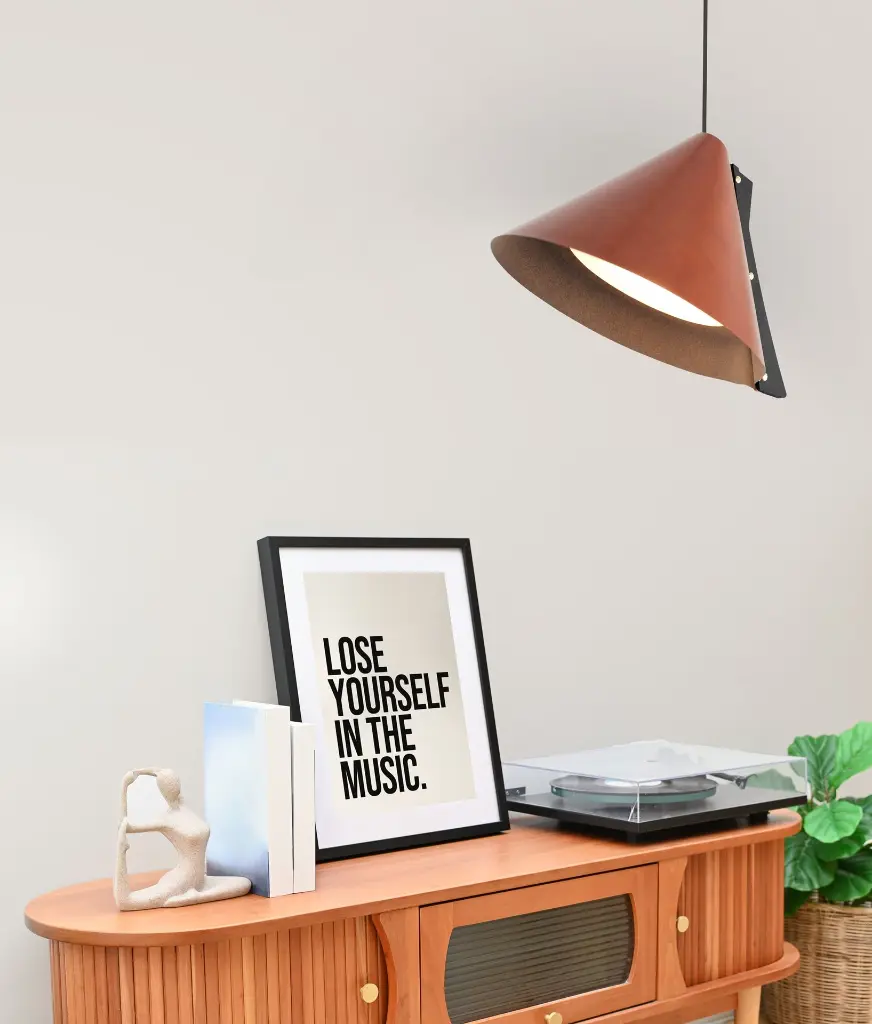 Lose yoursel in the music Suspension Silen S Marron noir.webp