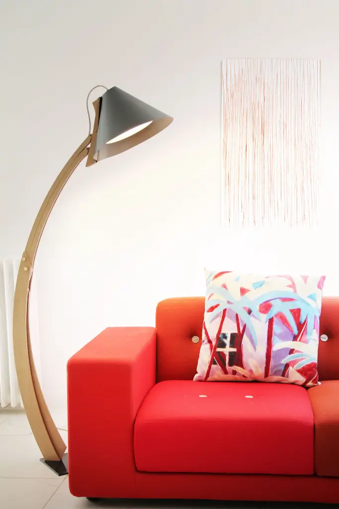 brut noir silence lampadaire 2 basse def.webp