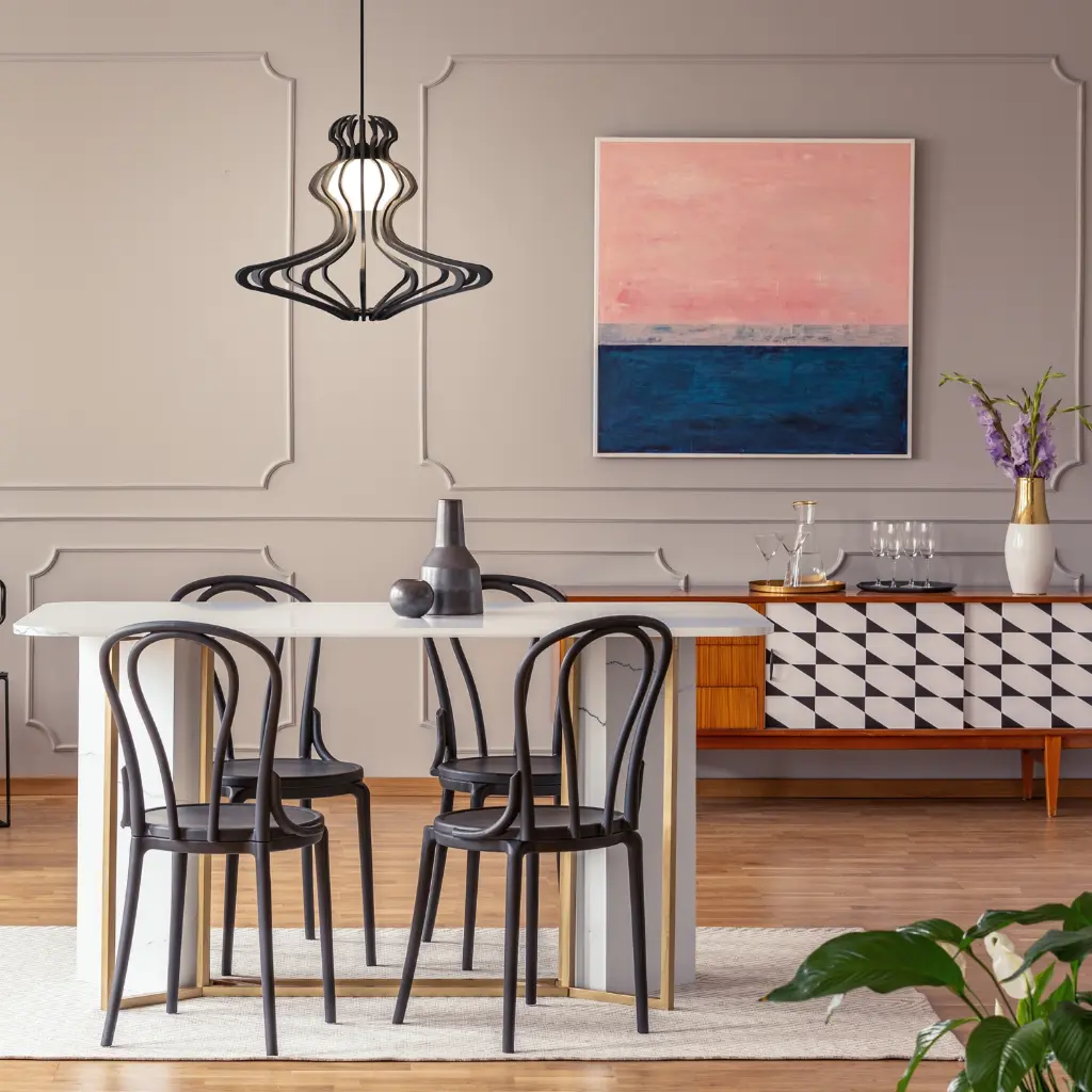 Woman S Black basse def.webp